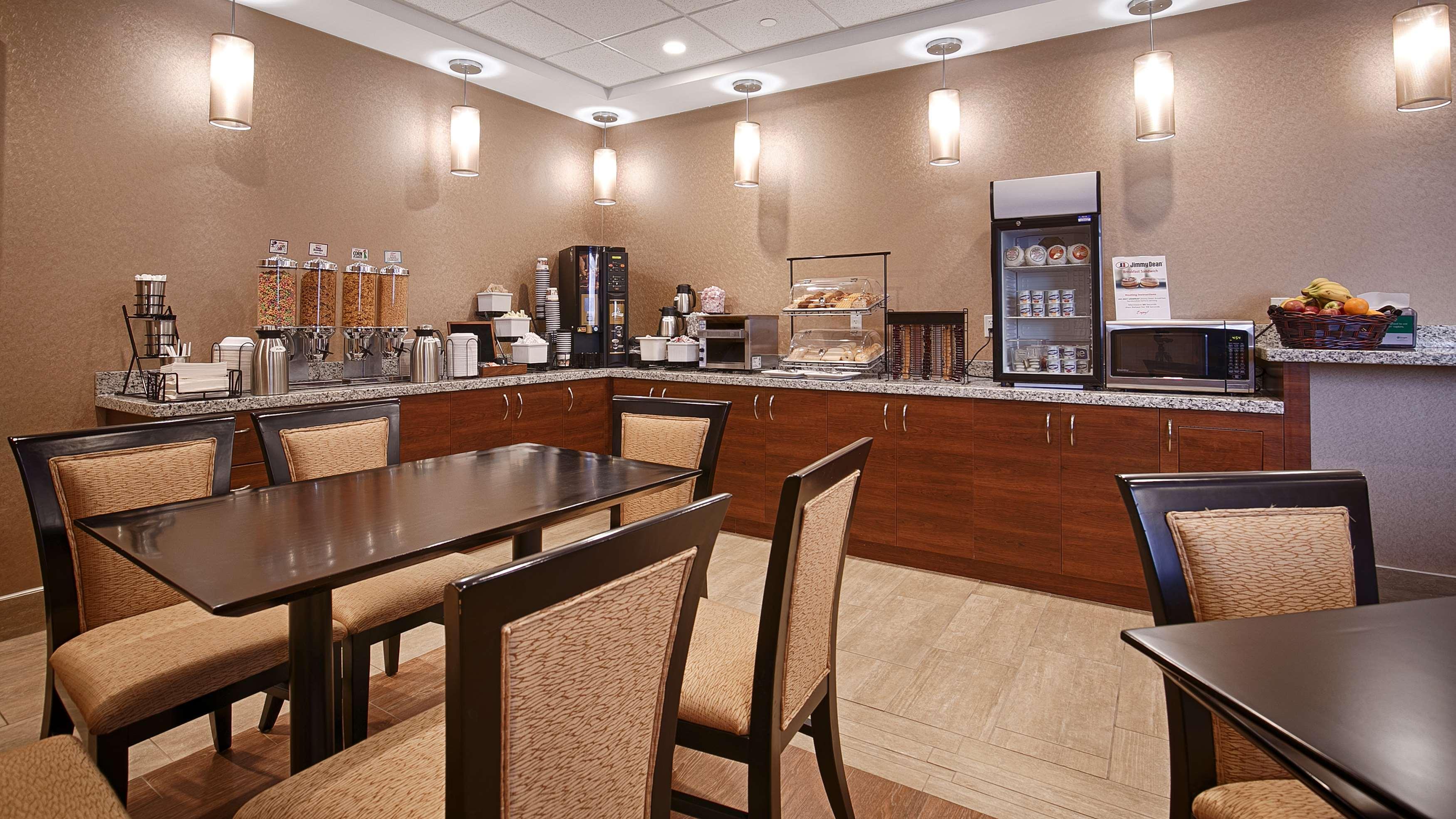 Best Western Plus Fergus Hotel Zewnętrze zdjęcie