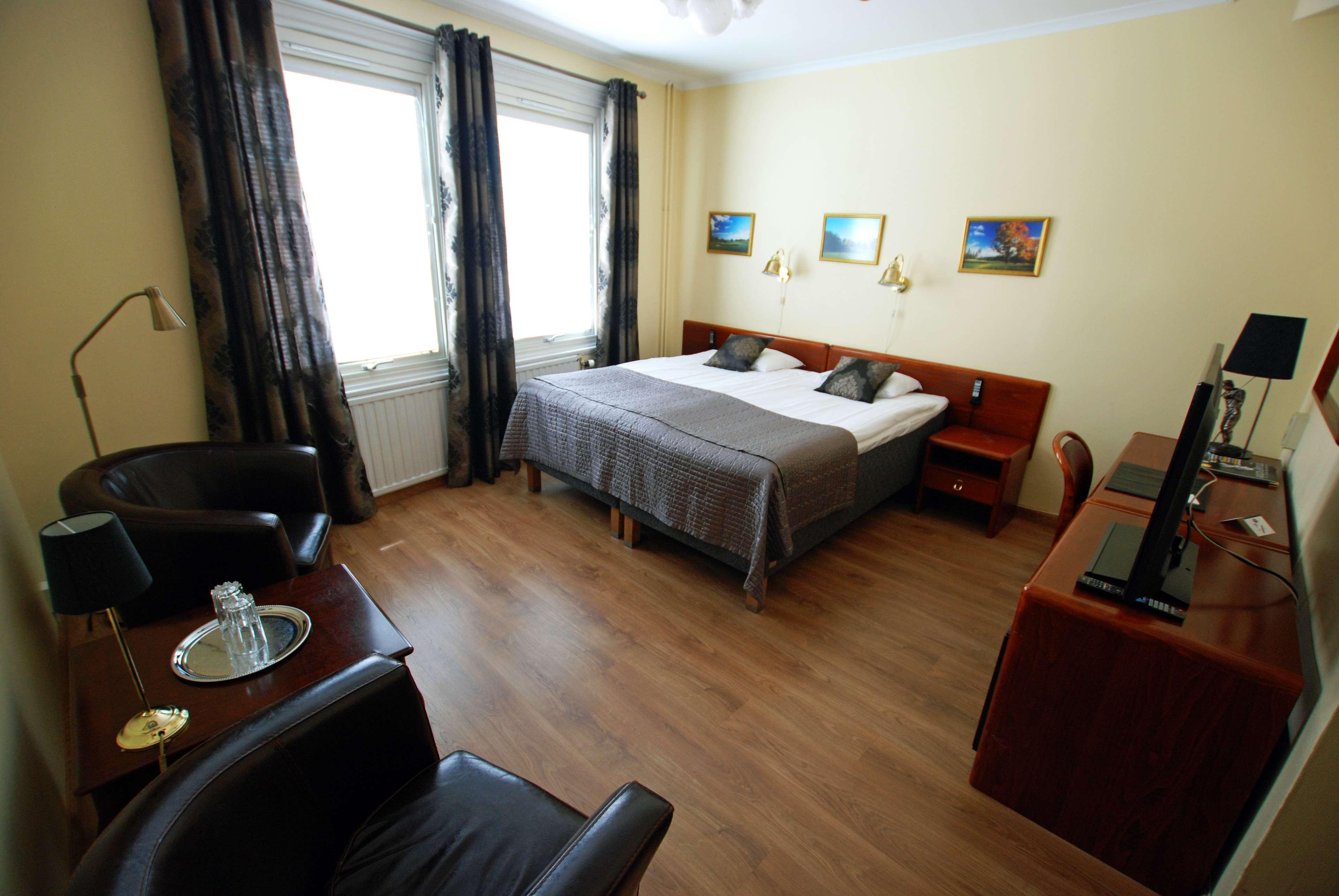 Best Western Plus Fergus Hotel Zewnętrze zdjęcie