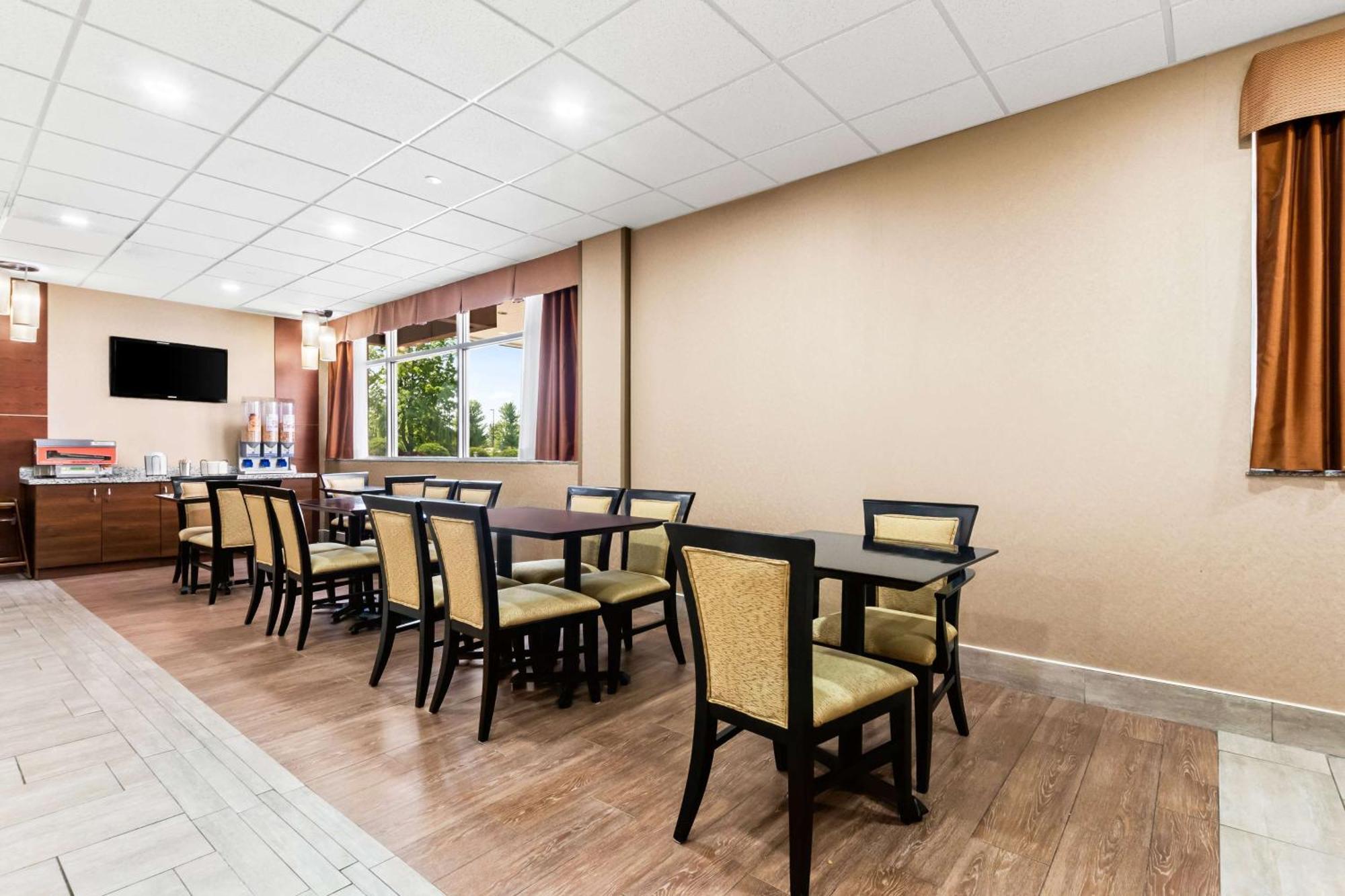 Best Western Plus Fergus Hotel Zewnętrze zdjęcie