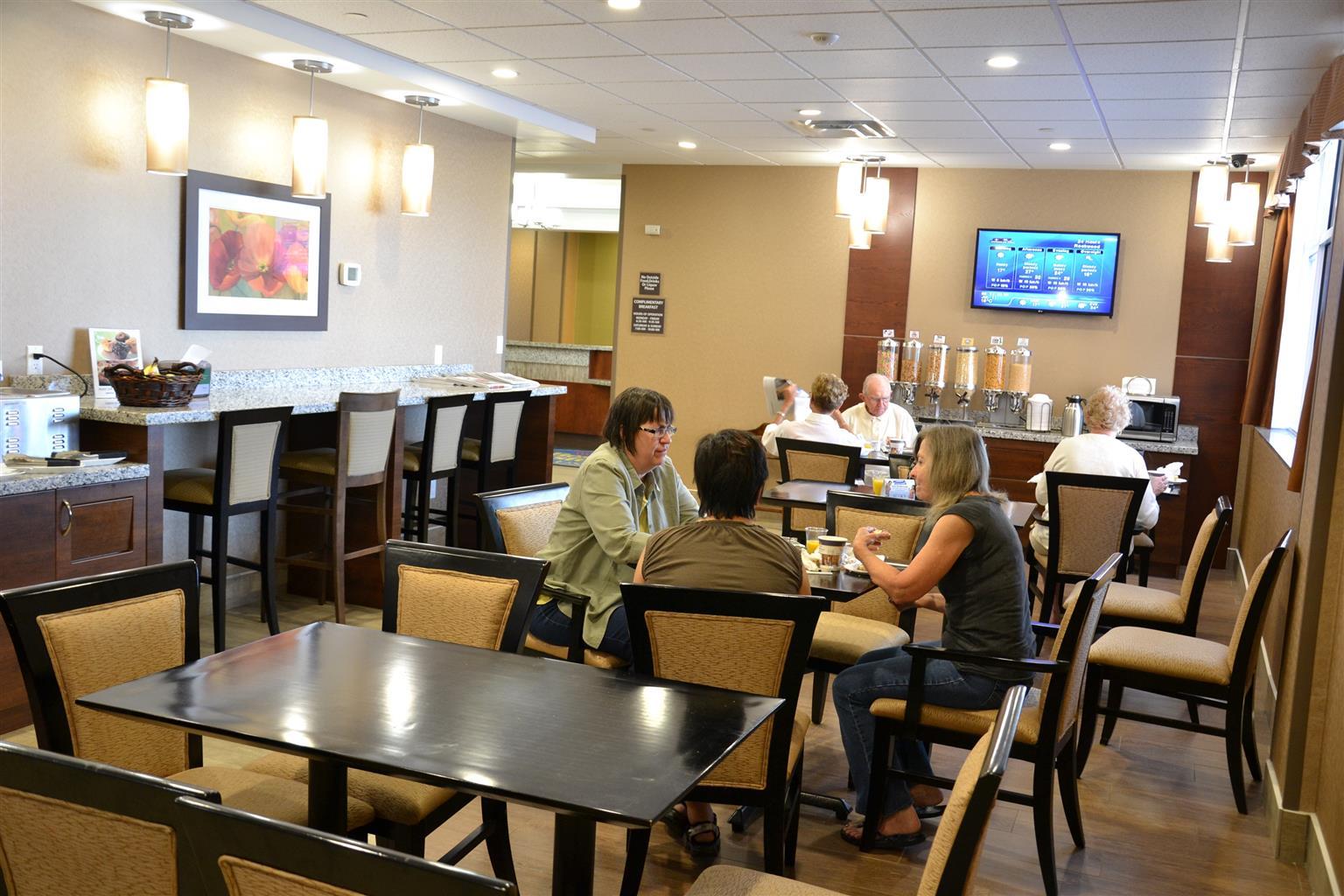 Best Western Plus Fergus Hotel Zewnętrze zdjęcie